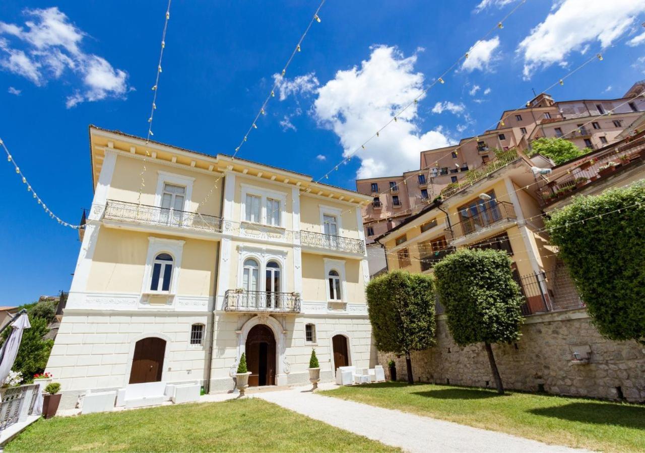 Apartamento Palazzo Vittoli - Irpinia Castelfranci Exterior foto