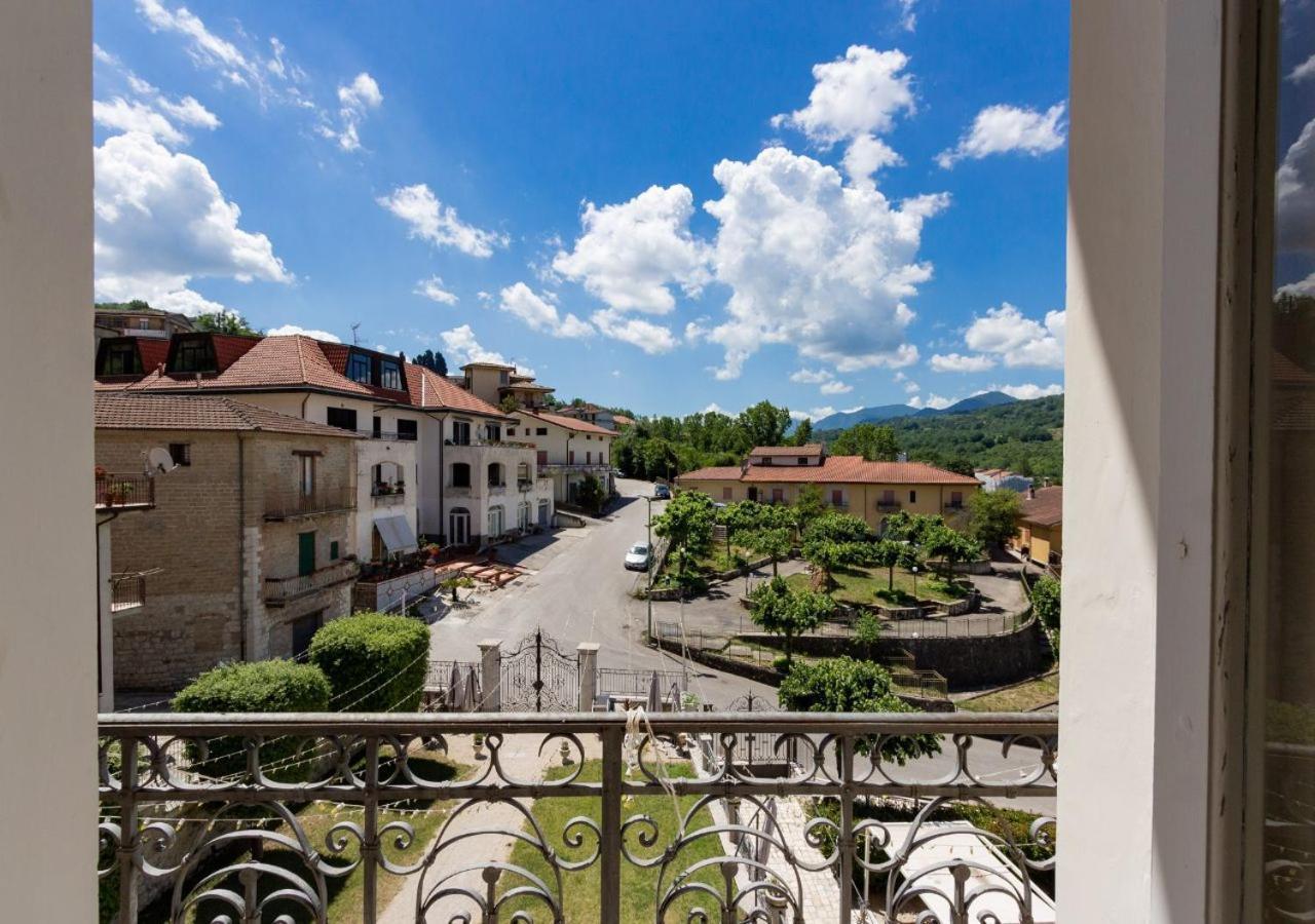 Apartamento Palazzo Vittoli - Irpinia Castelfranci Exterior foto